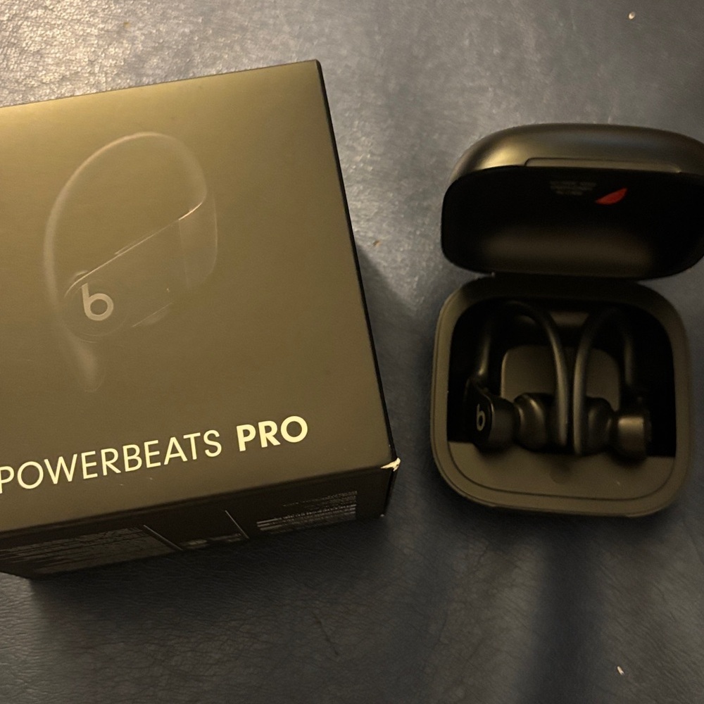 Beats - Powerbeats Pro Totally Wireless Earbuds - Black